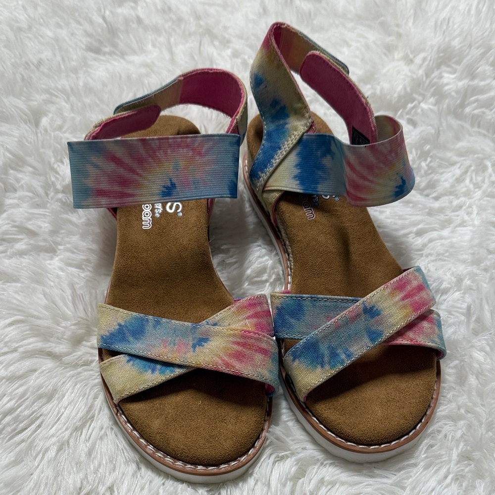 Tie-Dye Strappy Sandals - Women